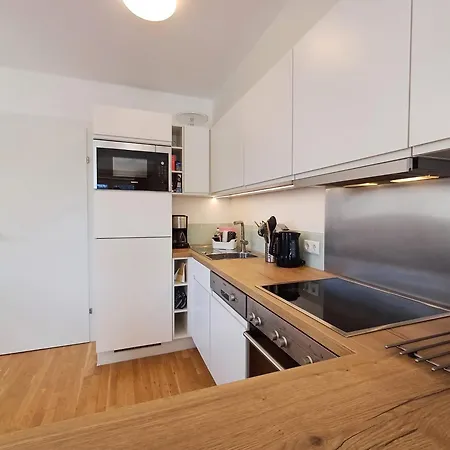Апартаменты Pine Zell Am - Steinbock Целль-ам-Зе