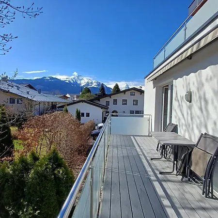 公寓 Pine Zell Am - Steinbock 滨湖采尔
