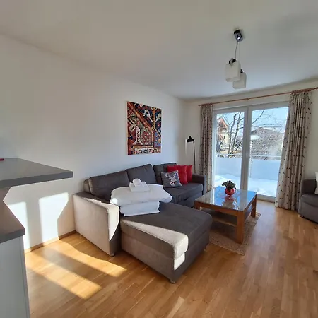 Pine Zell Am - Steinbock Apartment