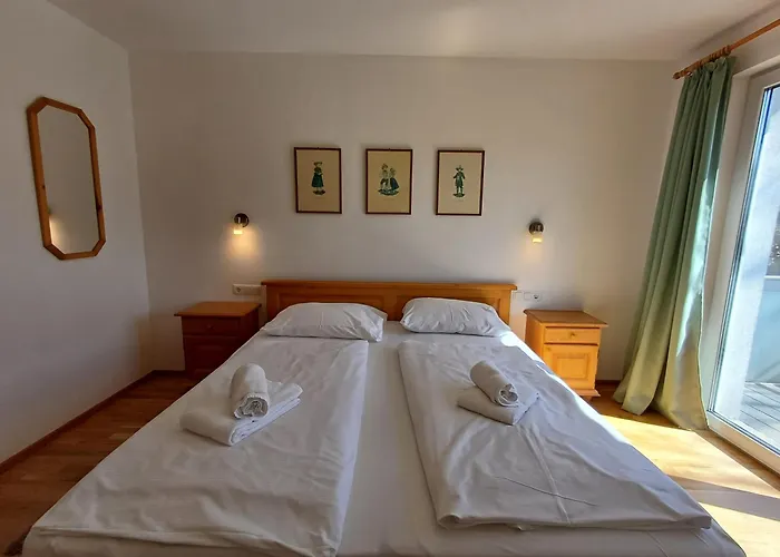 Pine Zell Am - Steinbock Appartement Zell am See
